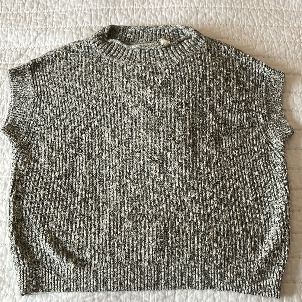 Anthropologie, Sweater vest, size L